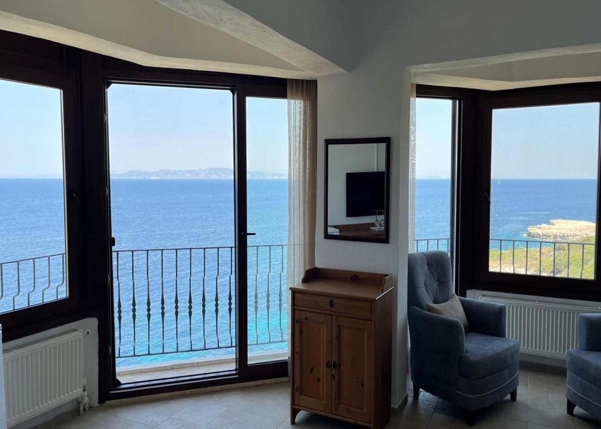 Nergis Hotel Karaburun  Luaran gambar
