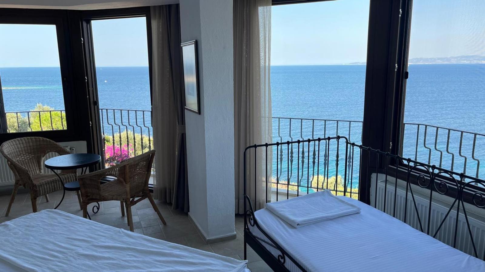 Nergis Hotel Karaburun  Luaran gambar