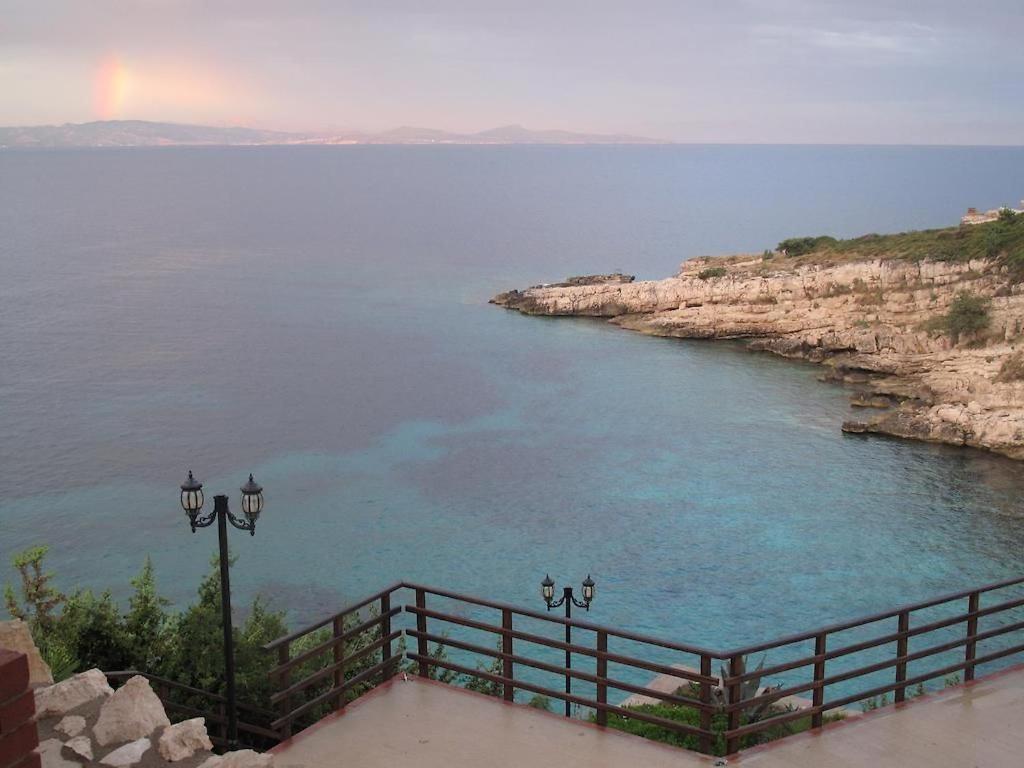 Nergis Hotel Karaburun  Luaran gambar