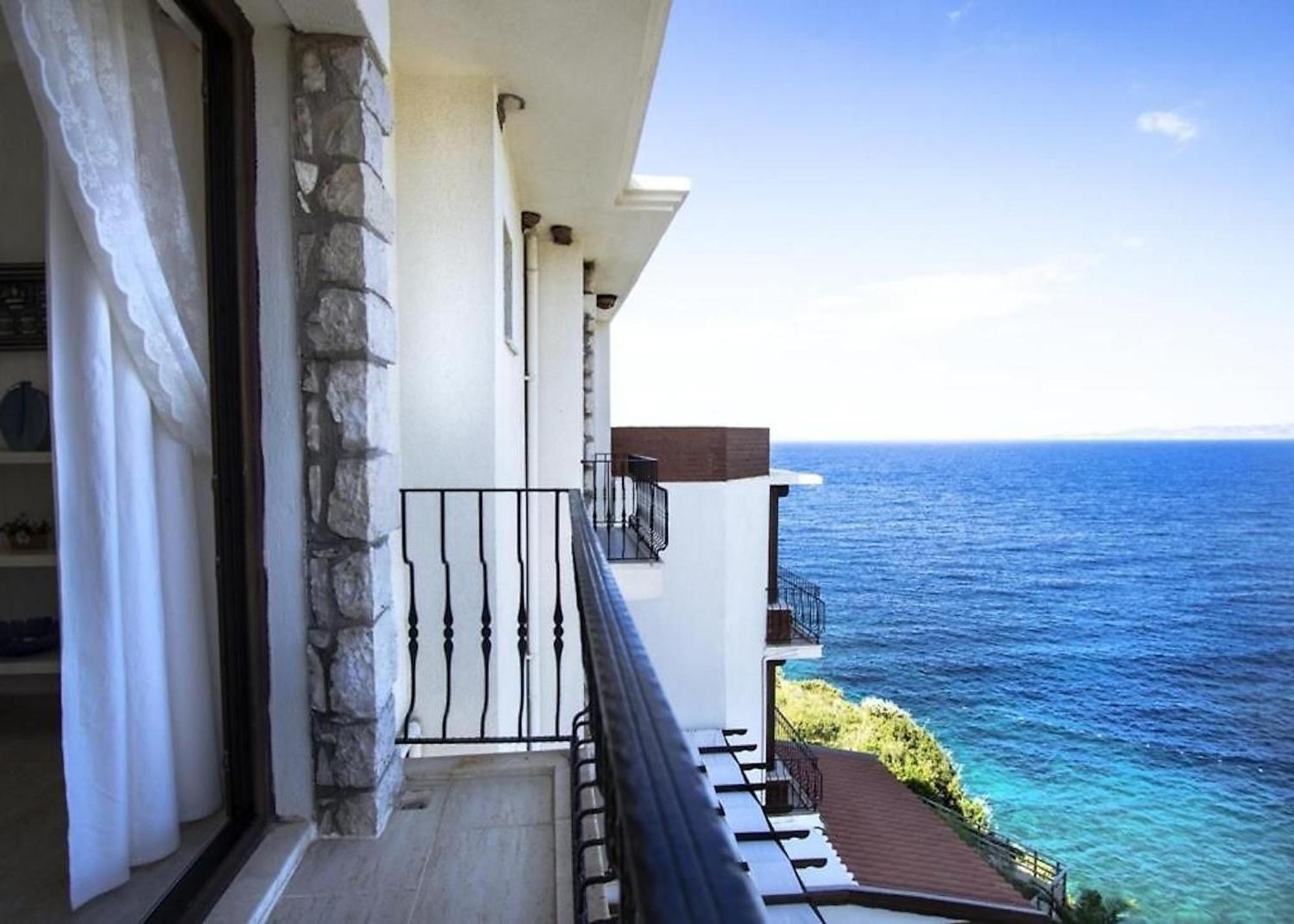 Nergis Hotel Karaburun  Luaran gambar