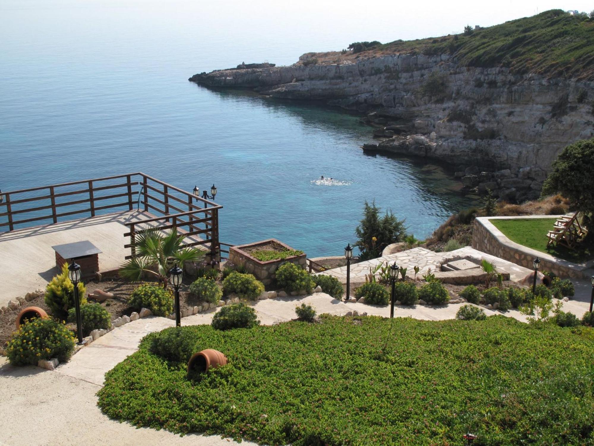 Nergis Hotel Karaburun  Luaran gambar