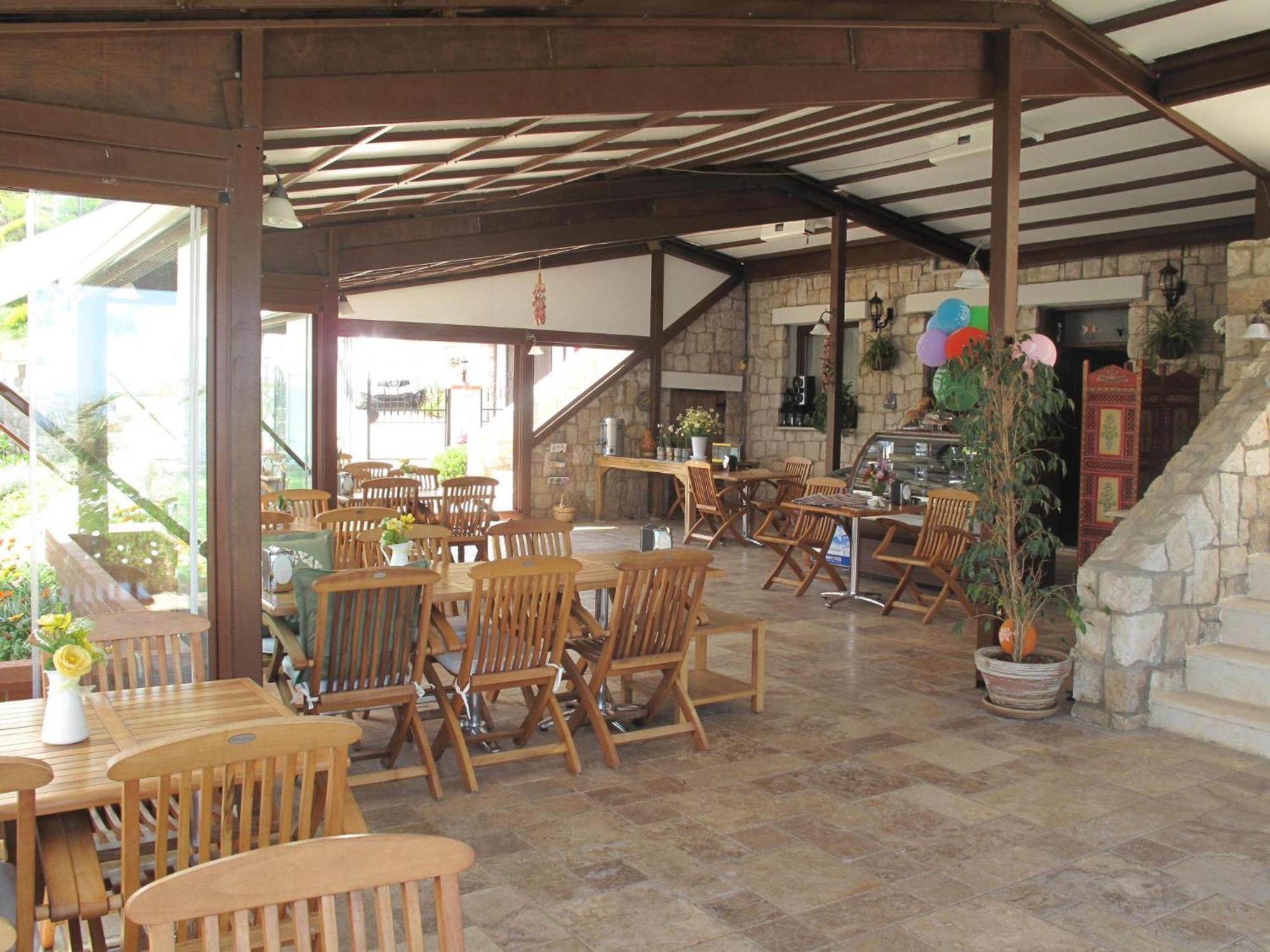Nergis Hotel Karaburun  Luaran gambar