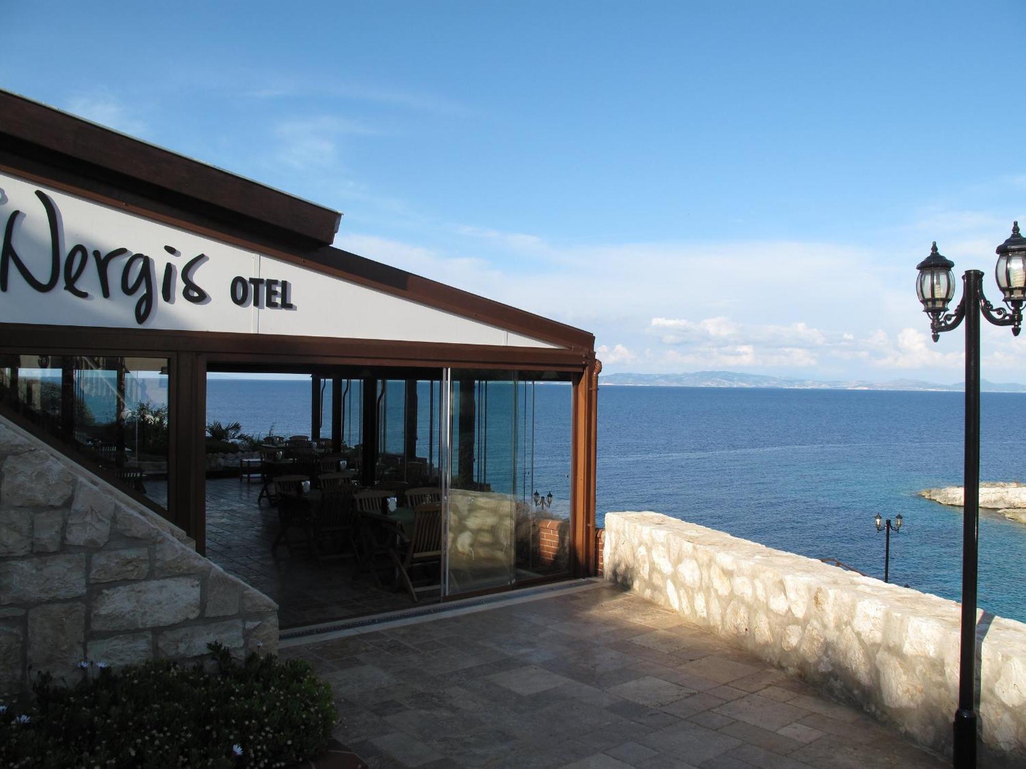 Nergis Hotel Karaburun  Luaran gambar