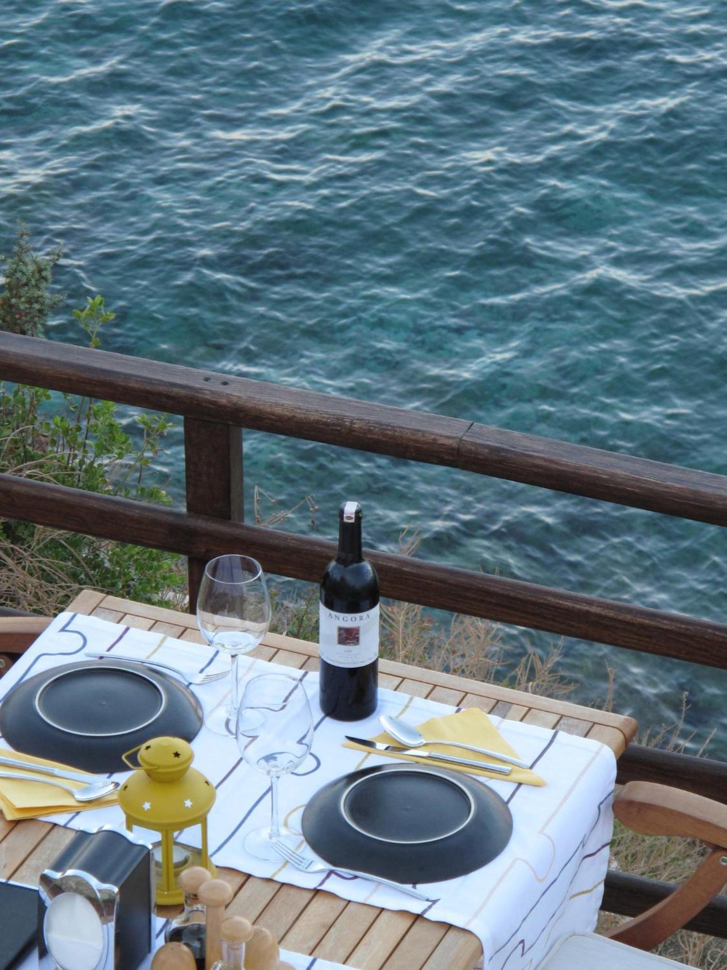 Nergis Hotel Karaburun  Luaran gambar